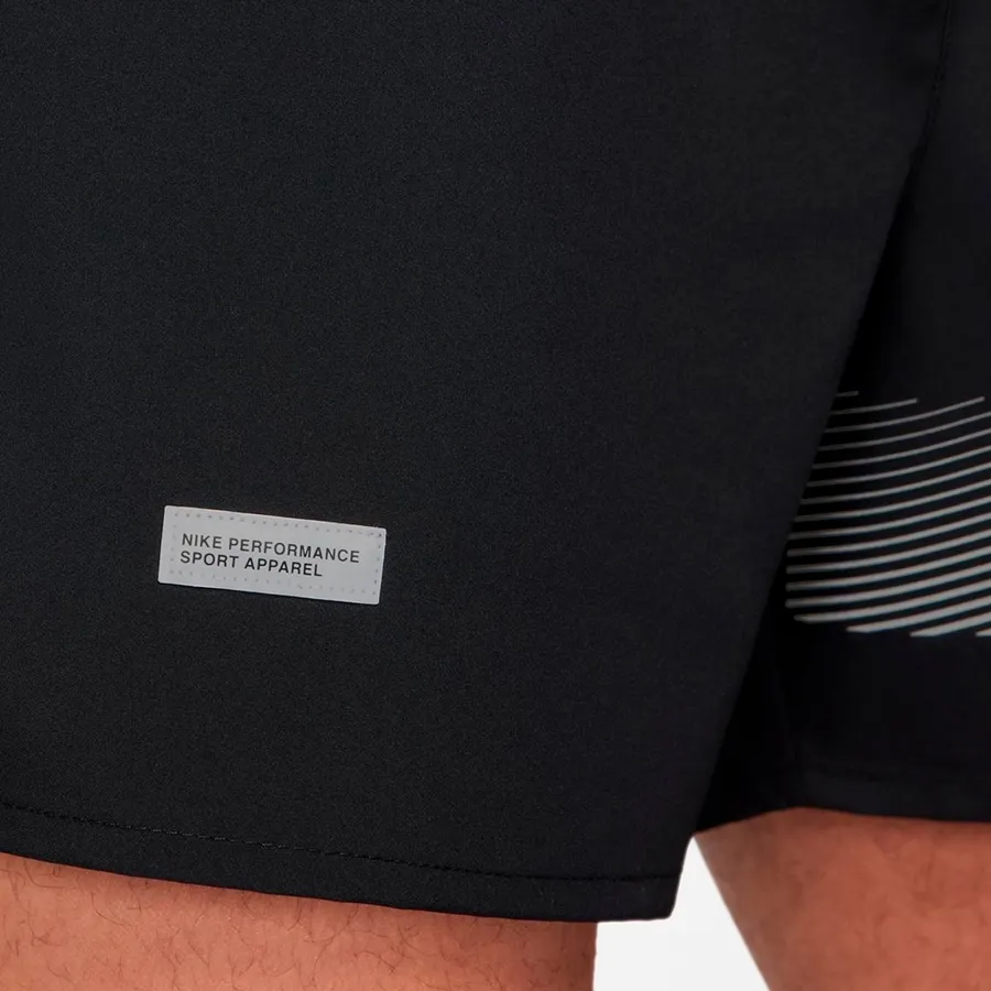 Imagen 4 de 6 de Short Nike Dri-Fit Challenger Flash-NEGRO