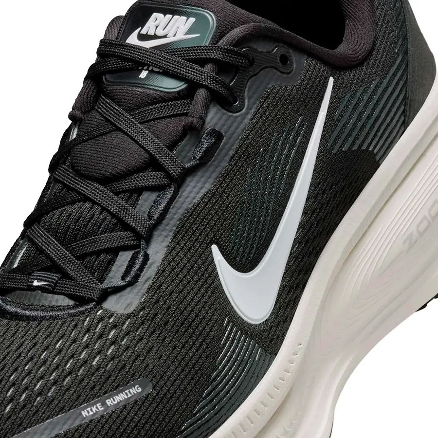 Imagen 6 de 8 de Zapatillas Nike Vomero 18-NEGRO