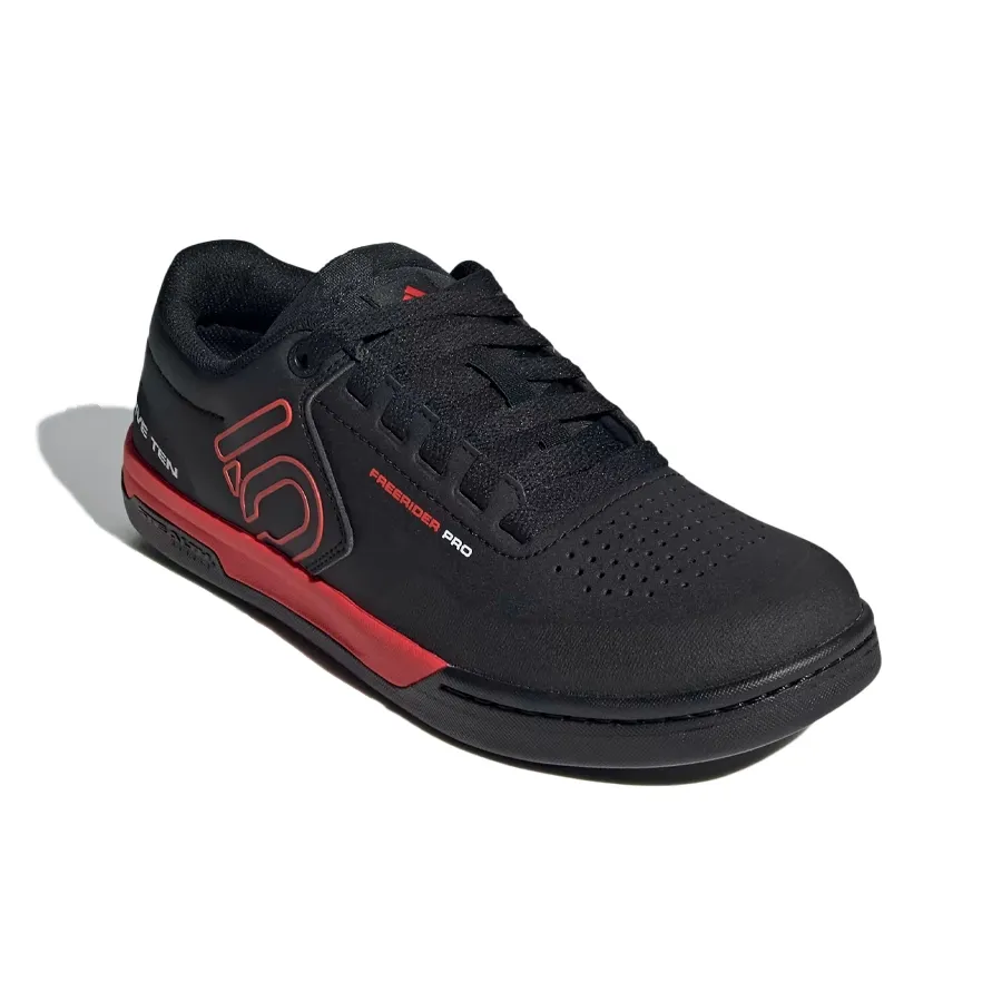 Imagen 1 de 6 de Zapatillas adidas Freerider Pro-NEGRO/ROJO