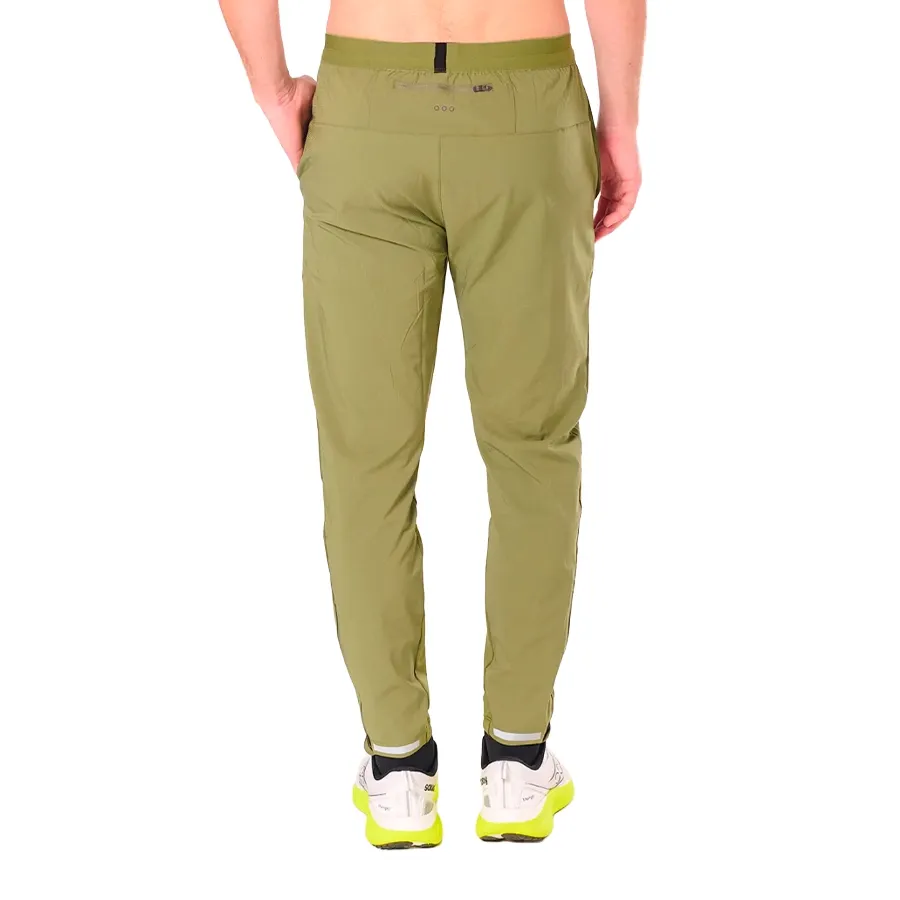 Imagen 1 de 5 de Pantalón Saucony Boston Woven-VERDE OLIVA