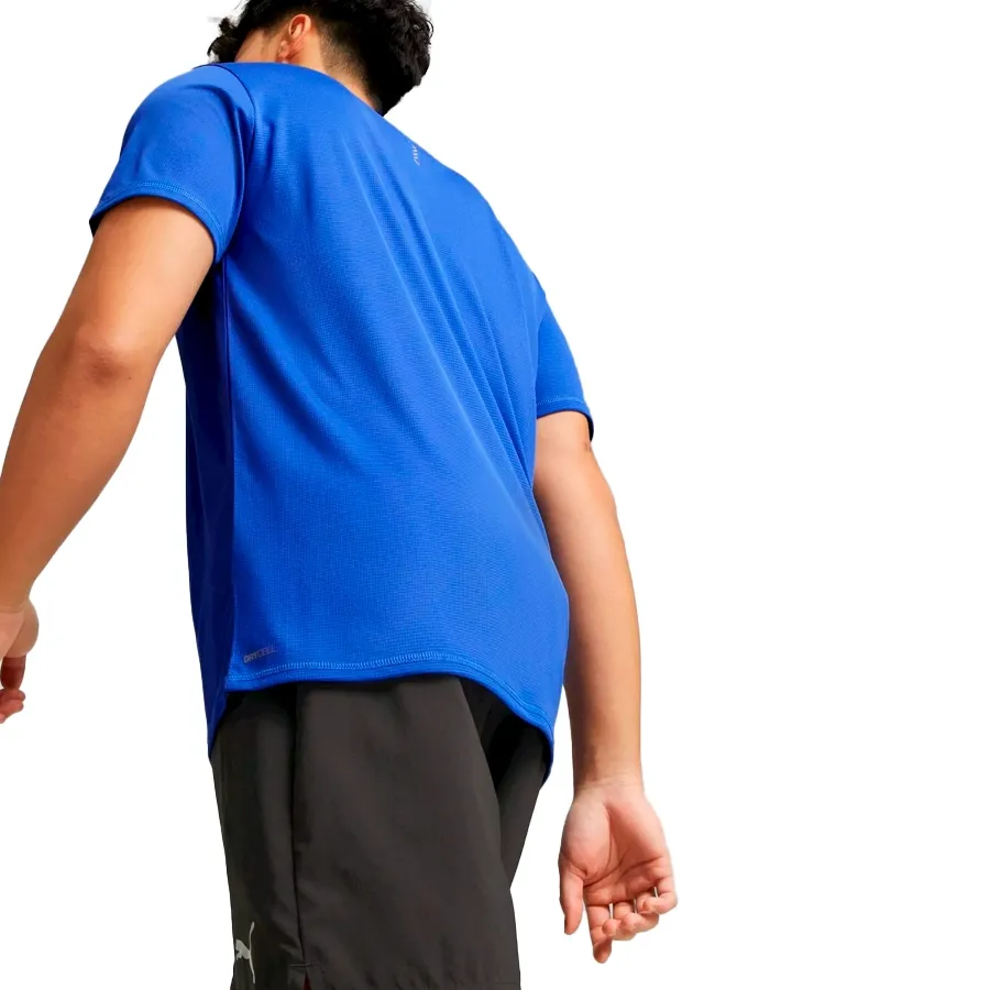 Imagen 3 de 4 de Remera Puma Run Favorite Logo-AZUL