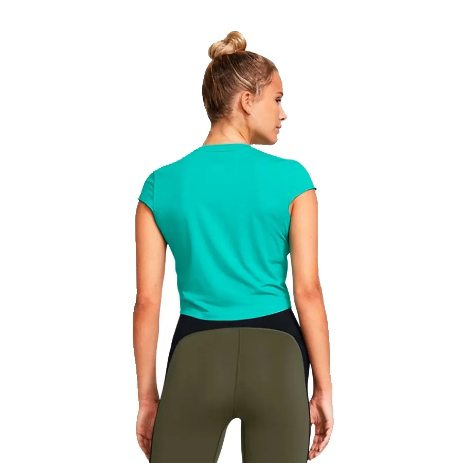 Imagen 1 de 4 de Remera Under Armour Project Rock Night Shift-VERDE AGUA