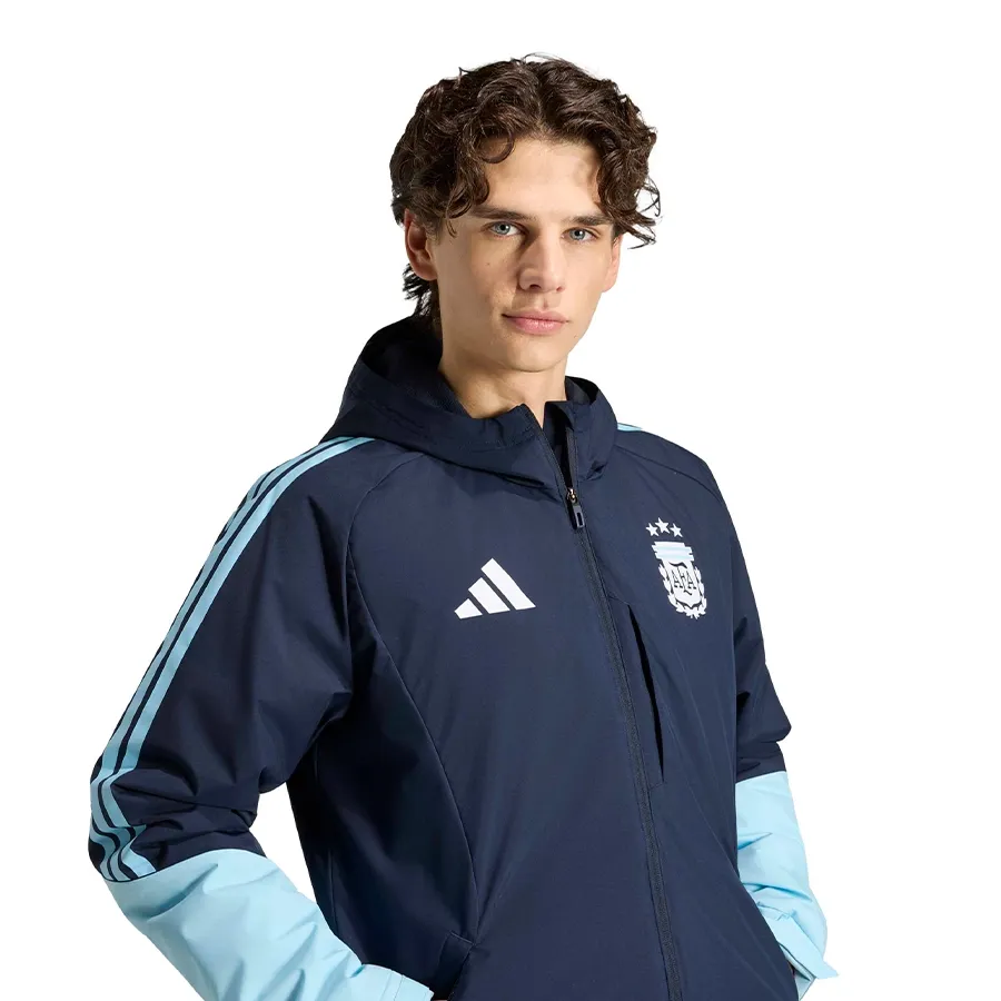 Imagen 3 de 5 de Campera adidas Afa 26 Tiro All Weather-MARINO/CELESTE