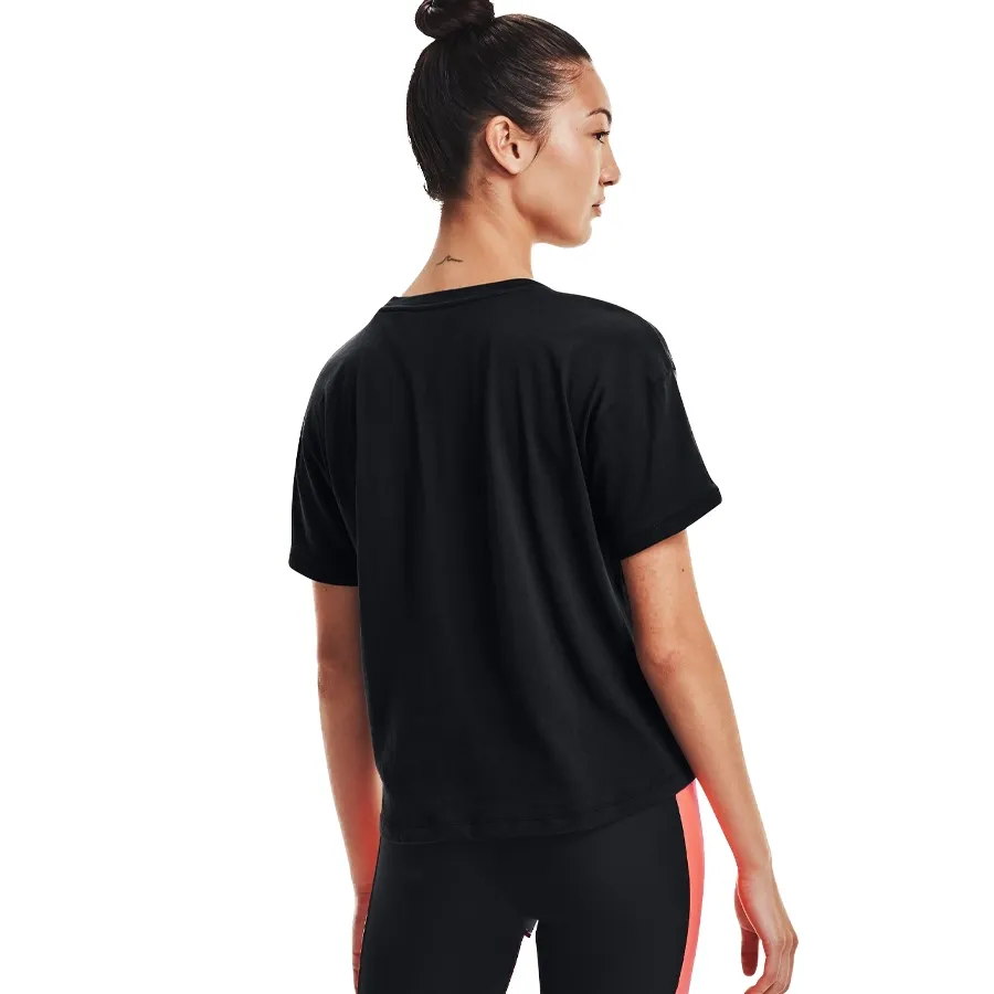 Imagen 2 de 3 de Remera Under Armour Oversized Graphic-NEGRO