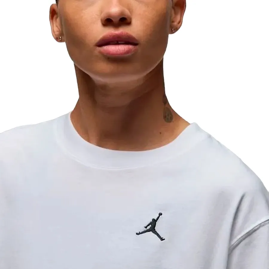 Imagen 2 de 4 de Remera Nike Jordan Essentials-BLANCO