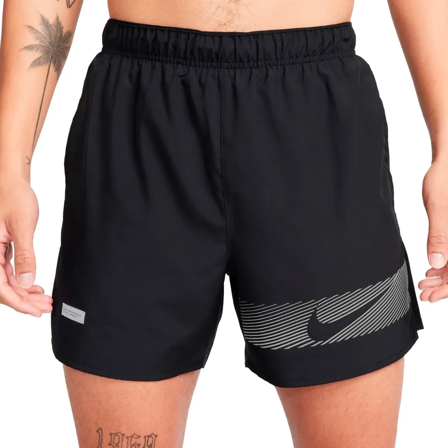 Imagen 0 de 6 de Short Nike Dri-Fit Challenger Flash-NEGRO