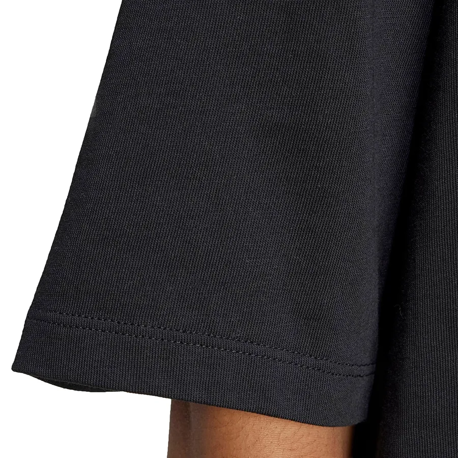 Imagen 4 de 5 de Remera adidas originals Essentials Boyfriend-NEGRO