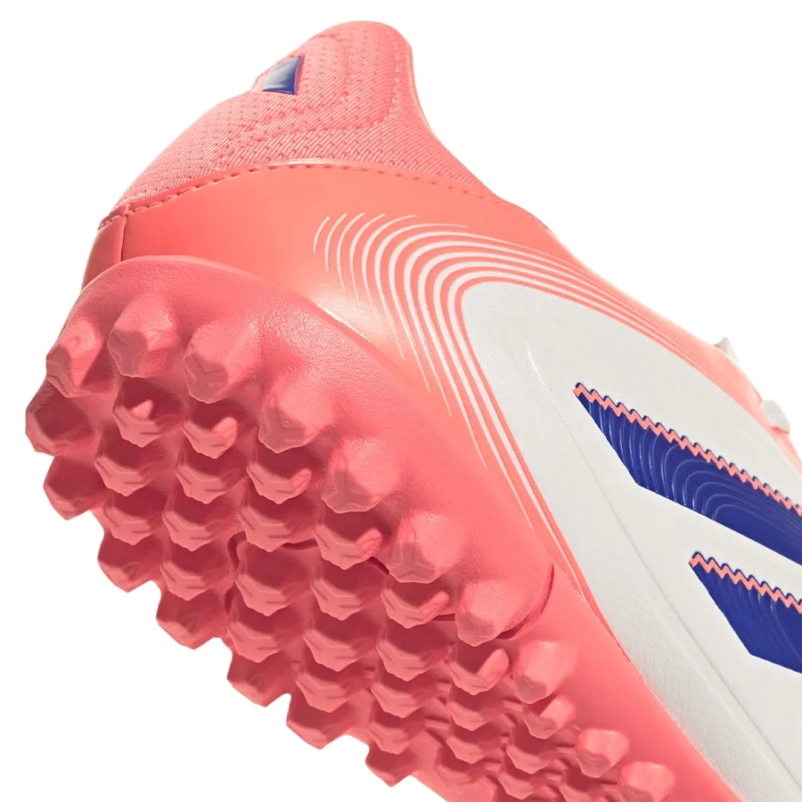 Imagen 6 de 7 de Botines adidas Copa Pure III Club-HUESO/CORAL/AZUL