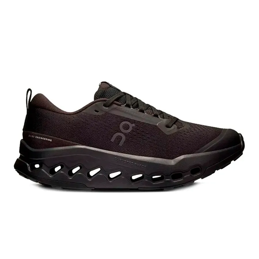 Imagen 0 de 5 de Zapatillas On Cloudsurfer Trail 2-NEGRO