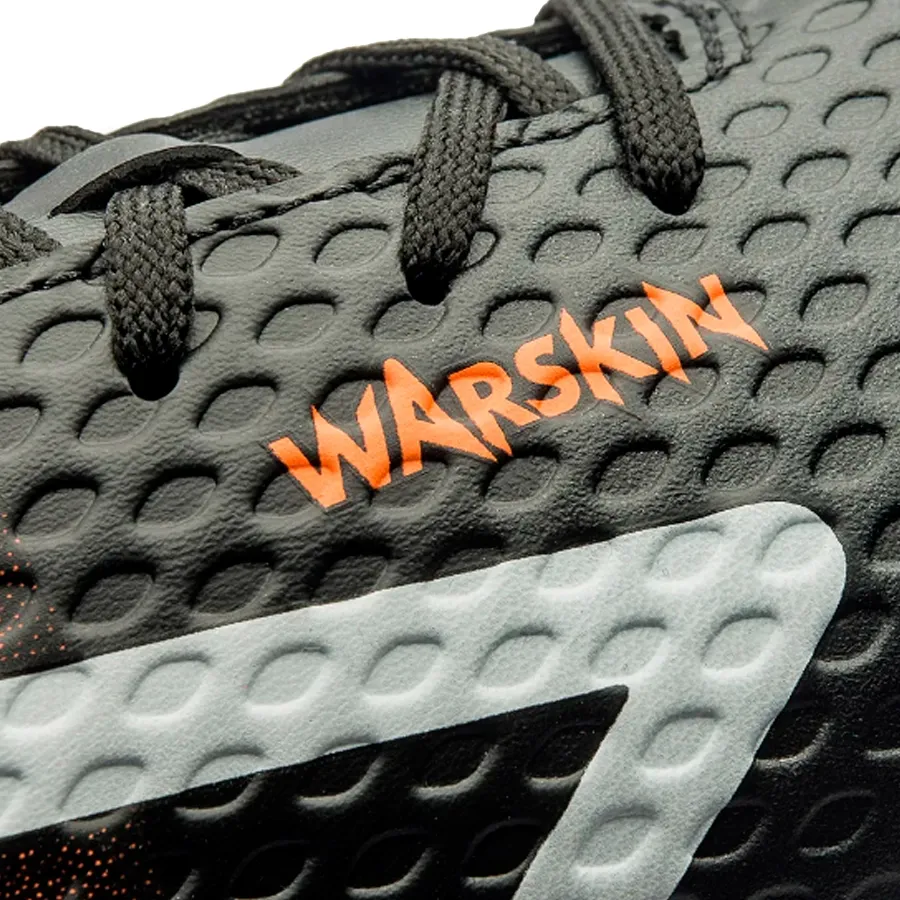 Imagen 4 de 6 de Botines Umbro Sala Warskin-NEGRO/NARANJA/BLANCO