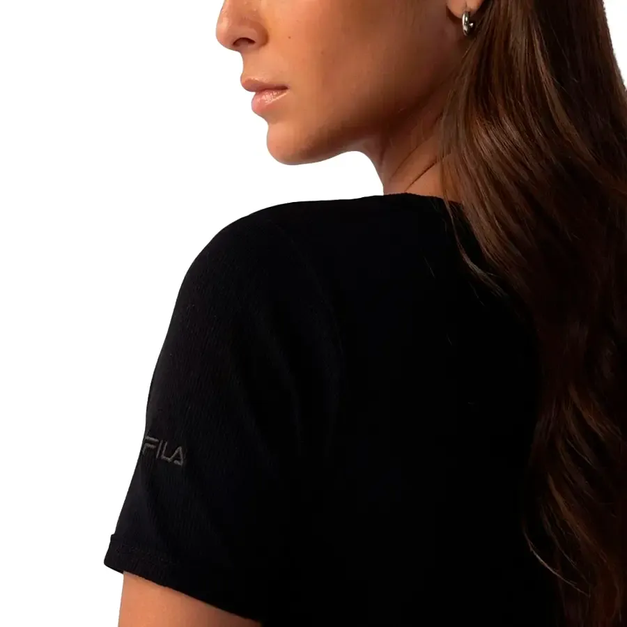 Imagen 3 de 4 de Remera Fila Slim Rib-NEGRO