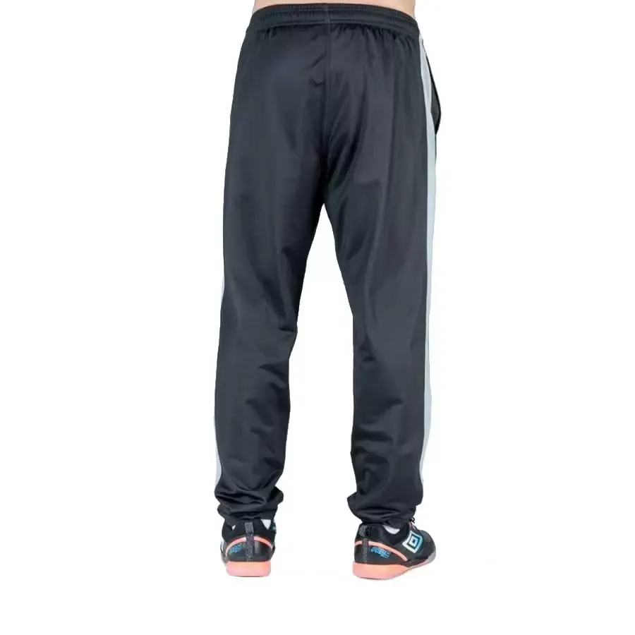 Imagen 4 de 5 de Conjunto Umbro Hombre Munster Punto-NEGRO/GRIS