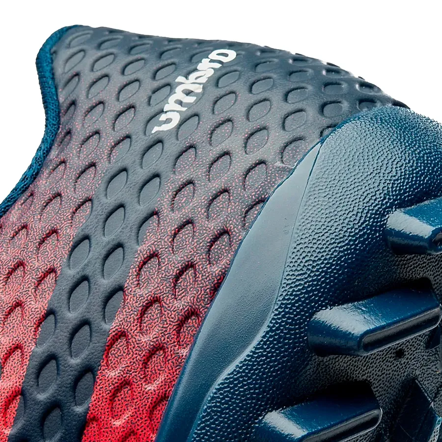 Imagen 6 de 8 de Botines Umbro Warskin-CEREZA/MARINO/BLANCO