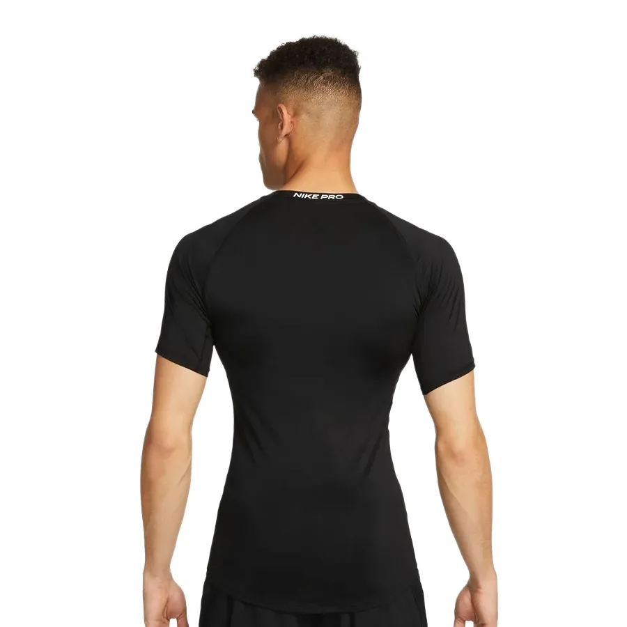 Imagen 1 de 4 de Remera Nike Pro-NEGRO