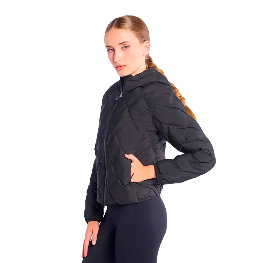 Imagen 1 de 5 de Campera Saucony Surge D-Heat-NEGRO