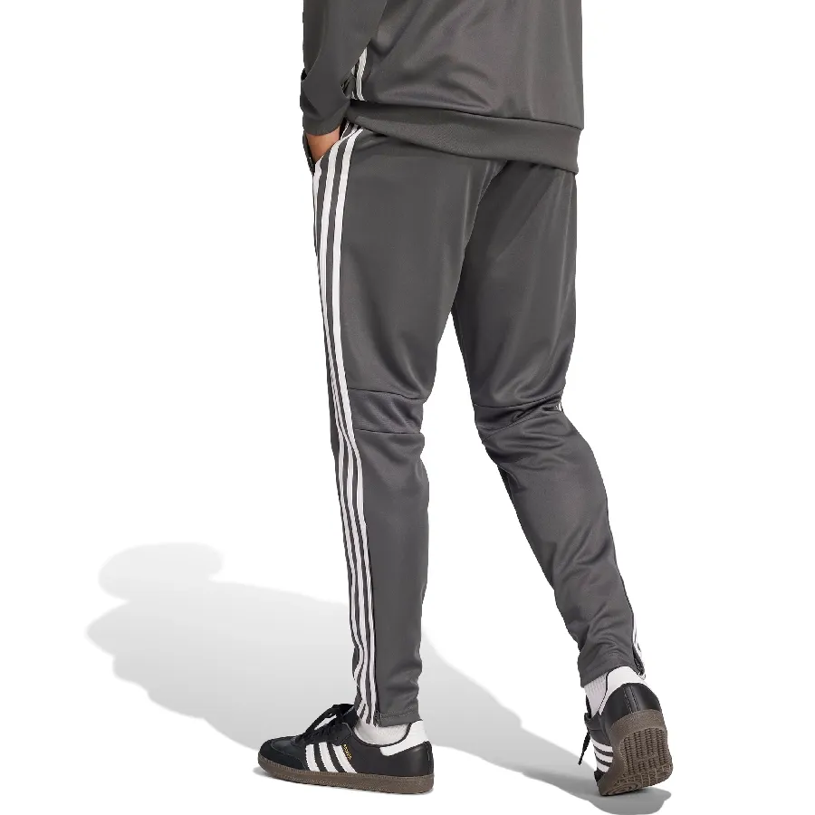 Imagen 1 de 4 de Pantalón adidas Tiro 25 Essentials-GRIS