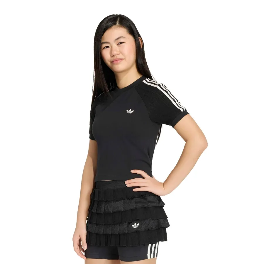Imagen 0 de 5 de Remera adidas originals Slim Knitted-NEGRO