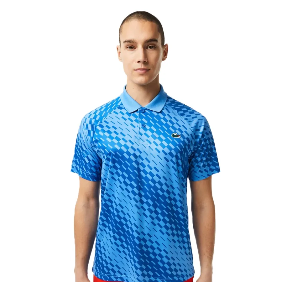 Imagen 1 de 6 de Remera Lacoste Novak Djokovic-CELESTE/AZUL