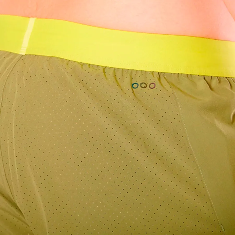 Imagen 5 de 6 de Short Saucony Endorphin Split II 2.5-OLIVA