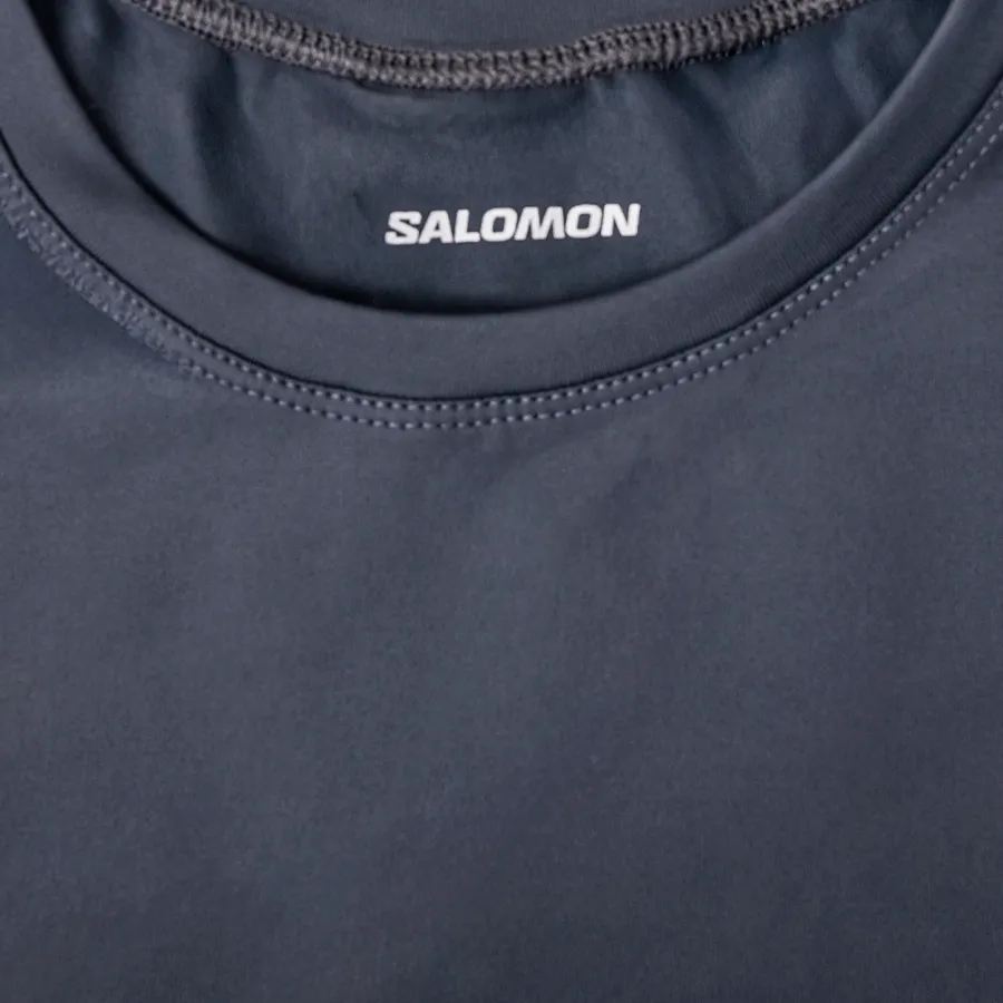 Imagen 2 de 3 de Remera Salomon Hybrid II-GRAFITO