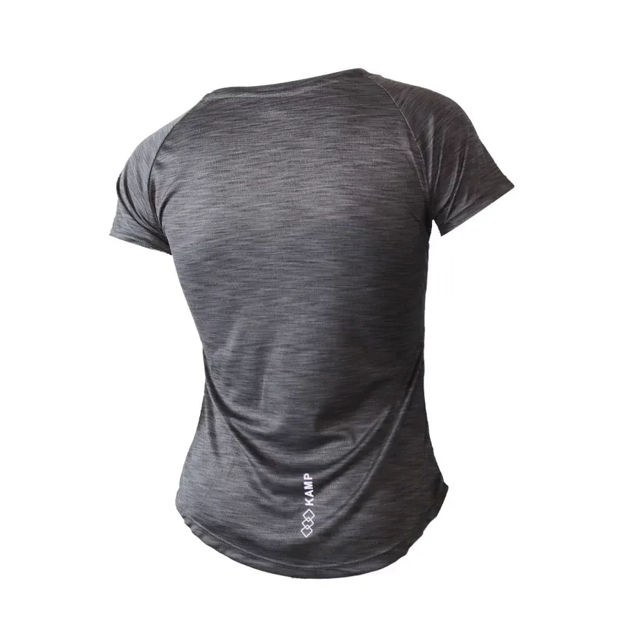 Imagen 4 de 5 de Remera Kamp Lagertha-GRIS