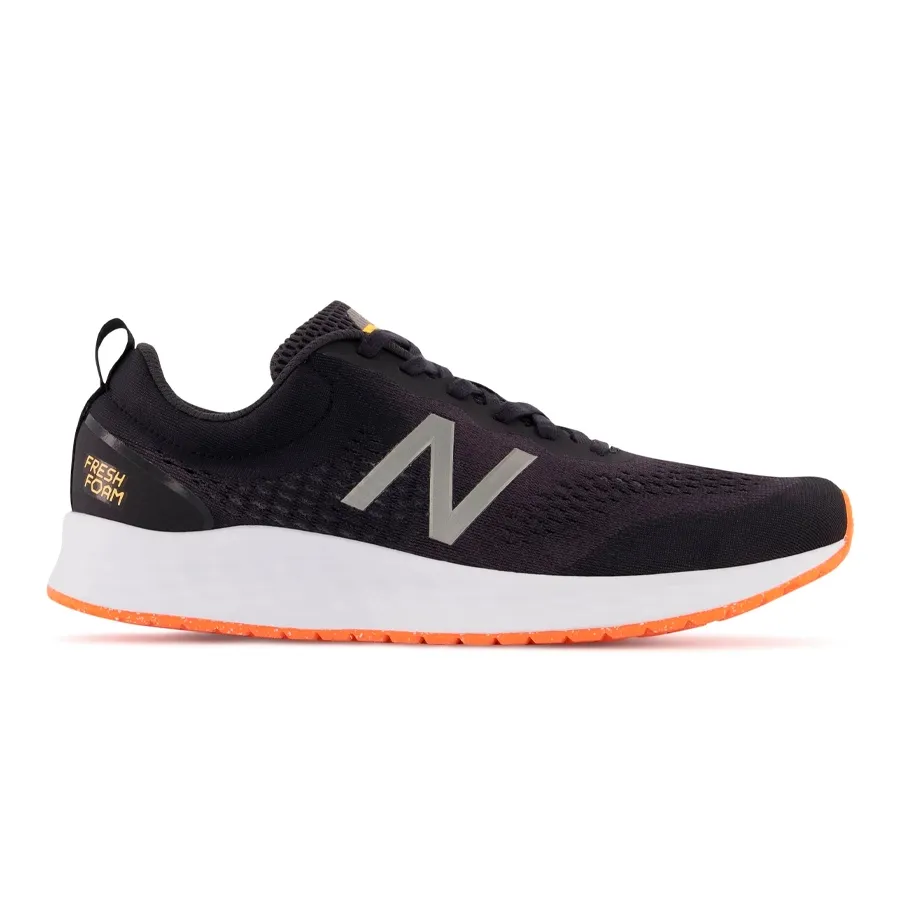 Imagen 0 de 5 de Zapatillas New Balance Fresh Foam Arishi v3-NEGRO/NARANJA
