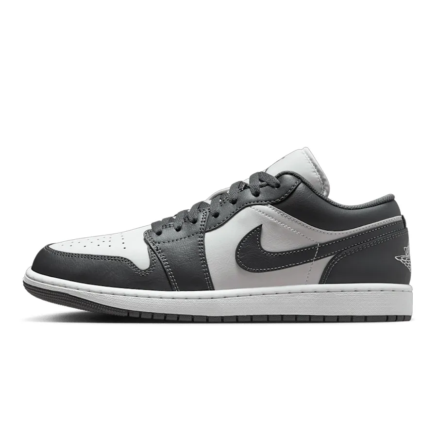 Imagen 2 de 7 de Zapatillas Nike Air Jordan 1 Low-GRIS/BLANCO