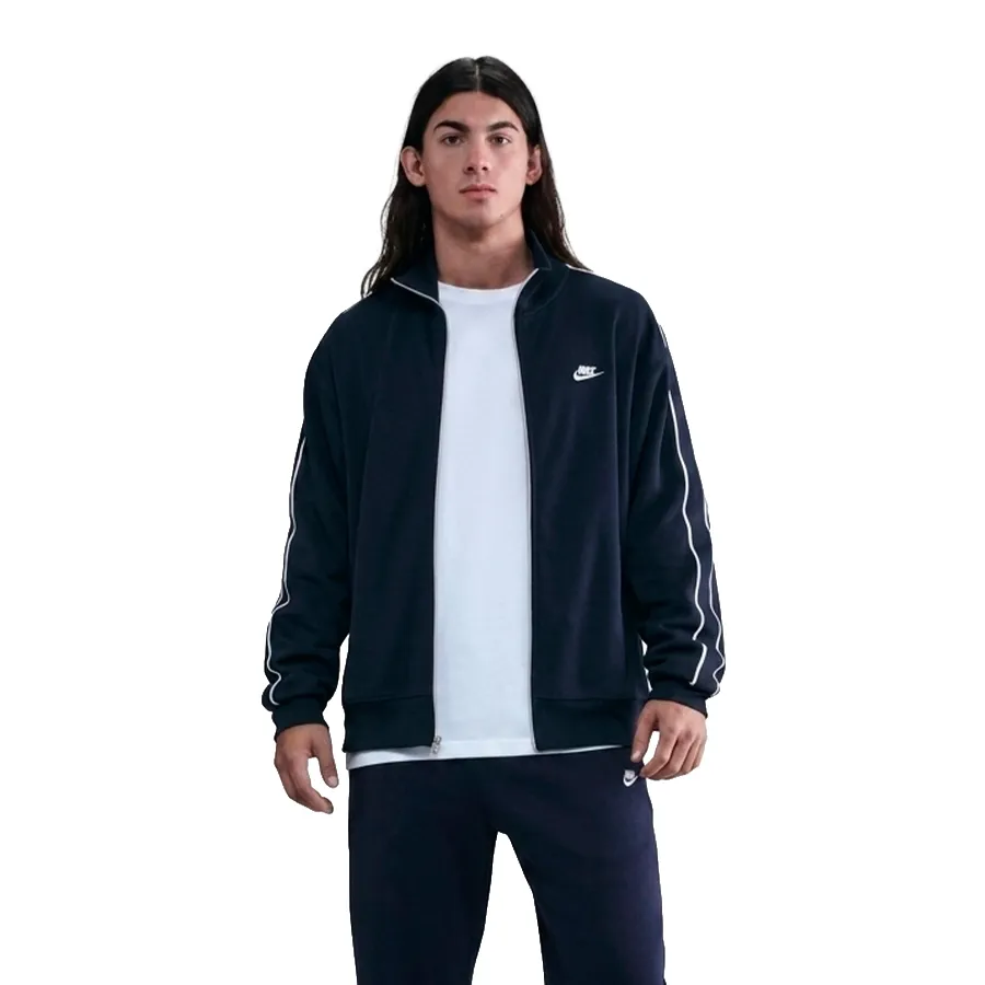 Imagen 0 de 4 de Campera Nike Sportswear Club-MARINO