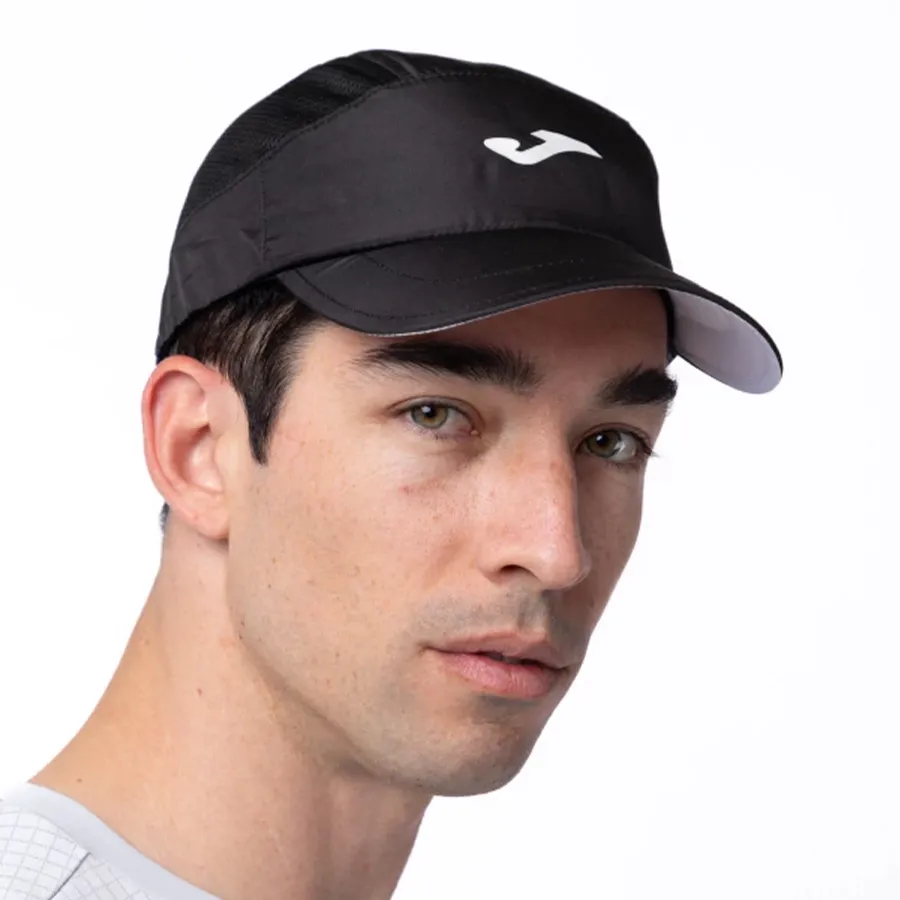 Imagen 0 de 5 de Gorra Joma R-Night-NEGRO