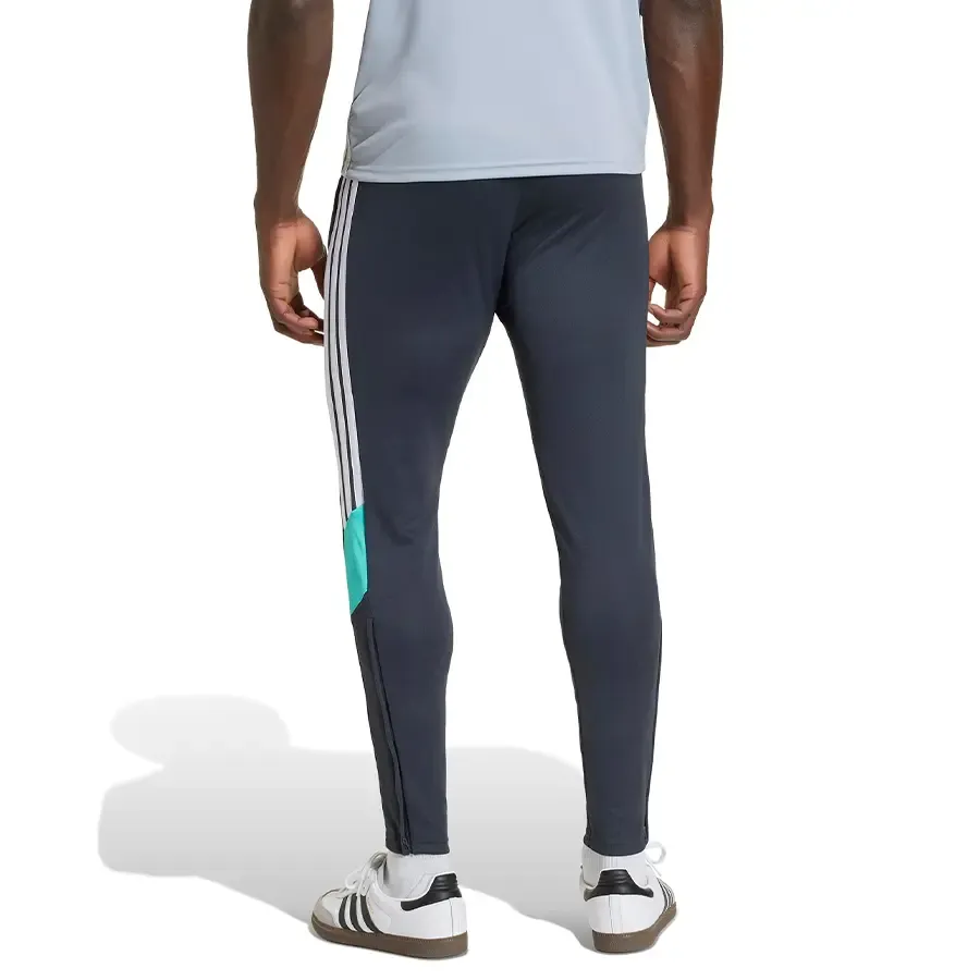 Imagen 1 de 5 de Pantalón adidas Tiro 26 Essentials-GRAFITO/BLANCO/TURQUESA