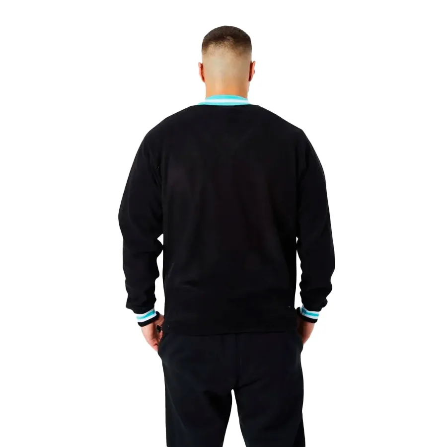Imagen 1 de 2 de Buzo Champion -NEGRO