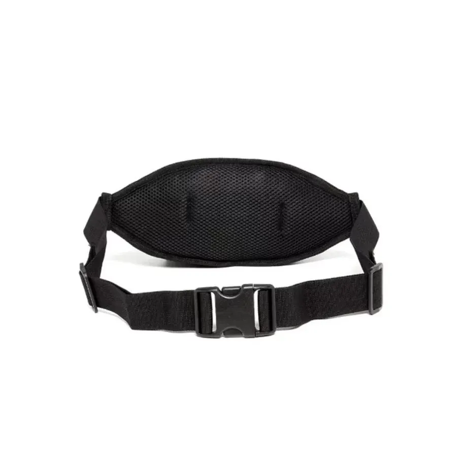 Imagen 2 de 3 de Riñonera Fila Letter-NEGRO/BLANCO/ROJO