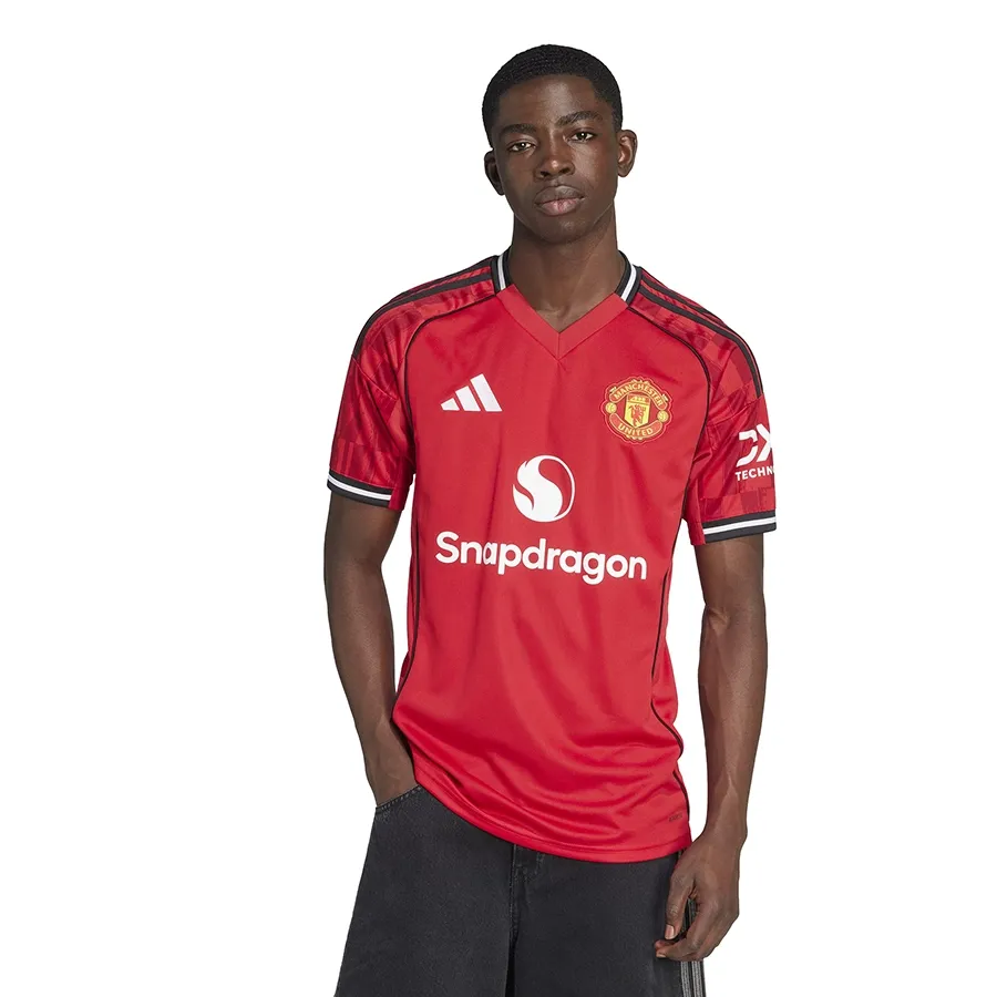 Imagen 0 de 5 de Camiseta adidas titular del Manchester United 25/26-ROJO