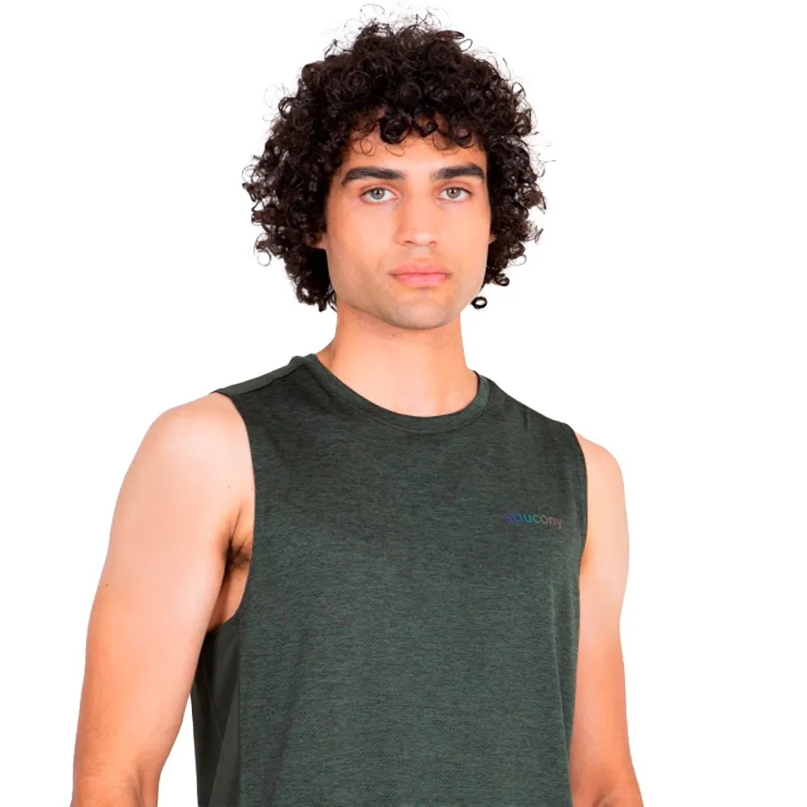 Imagen 1 de 4 de Musculosa Saucony Elevate-VERDE OLIVA