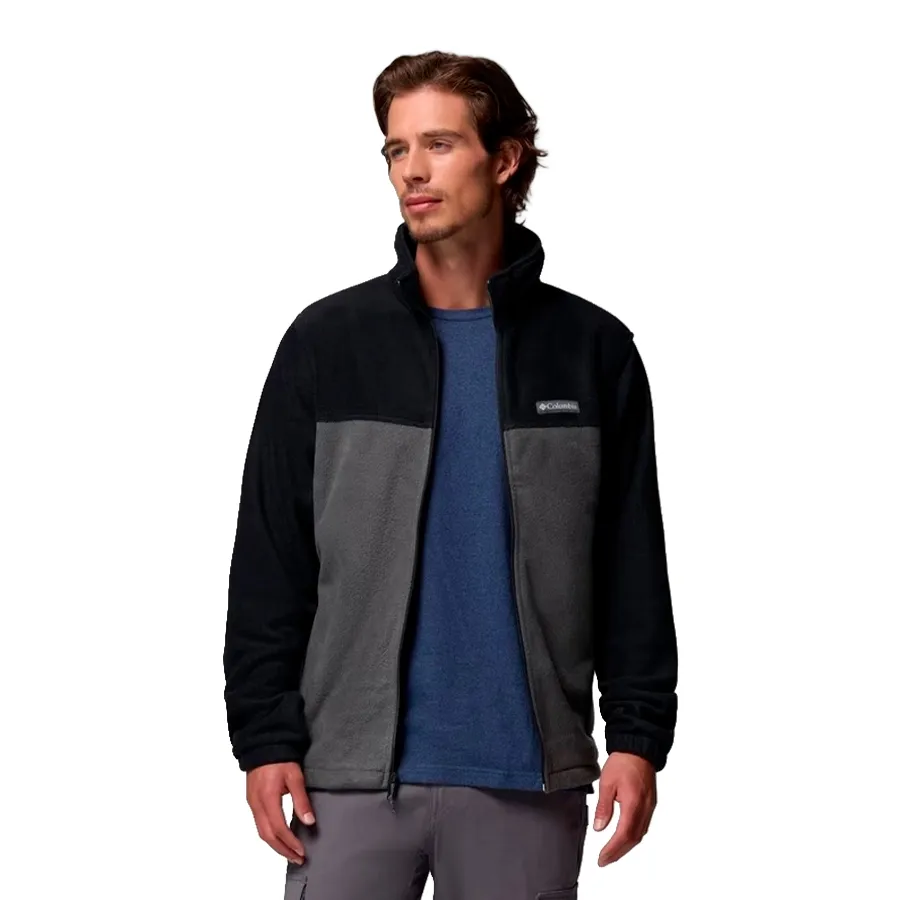 Imagen 2 de 6 de Campera Columbia Steens Mountain-NEGRO/GRIS