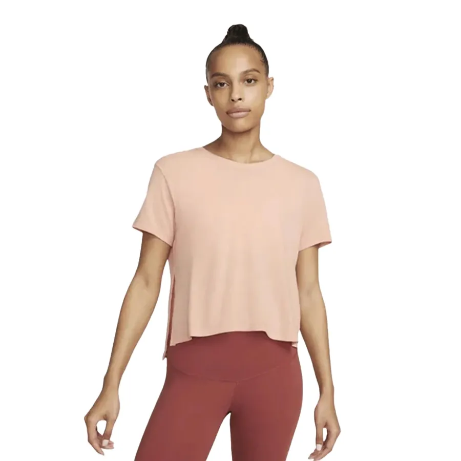 Imagen 0 de 3 de Remera Nike Yoga Dri-Fit-SALMON