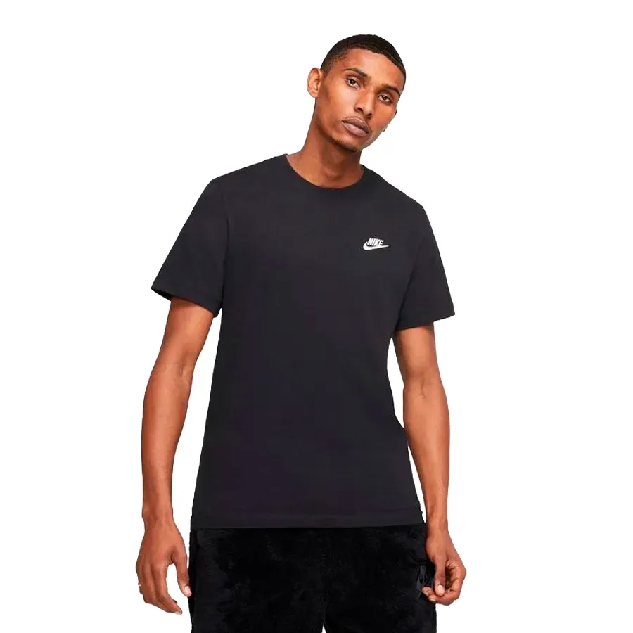 Imagen 0 de 5 de Remera Nike Sportswear Club-NEGRO