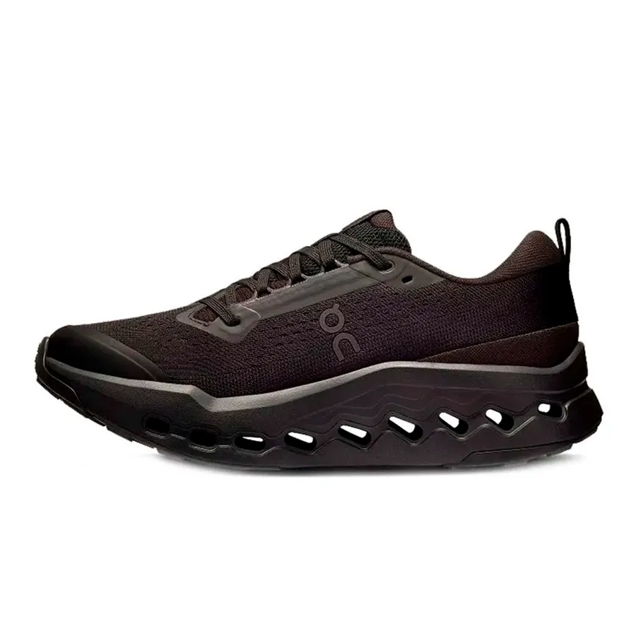 Imagen 2 de 5 de Zapatillas On Cloudsurfer Trail 2-NEGRO