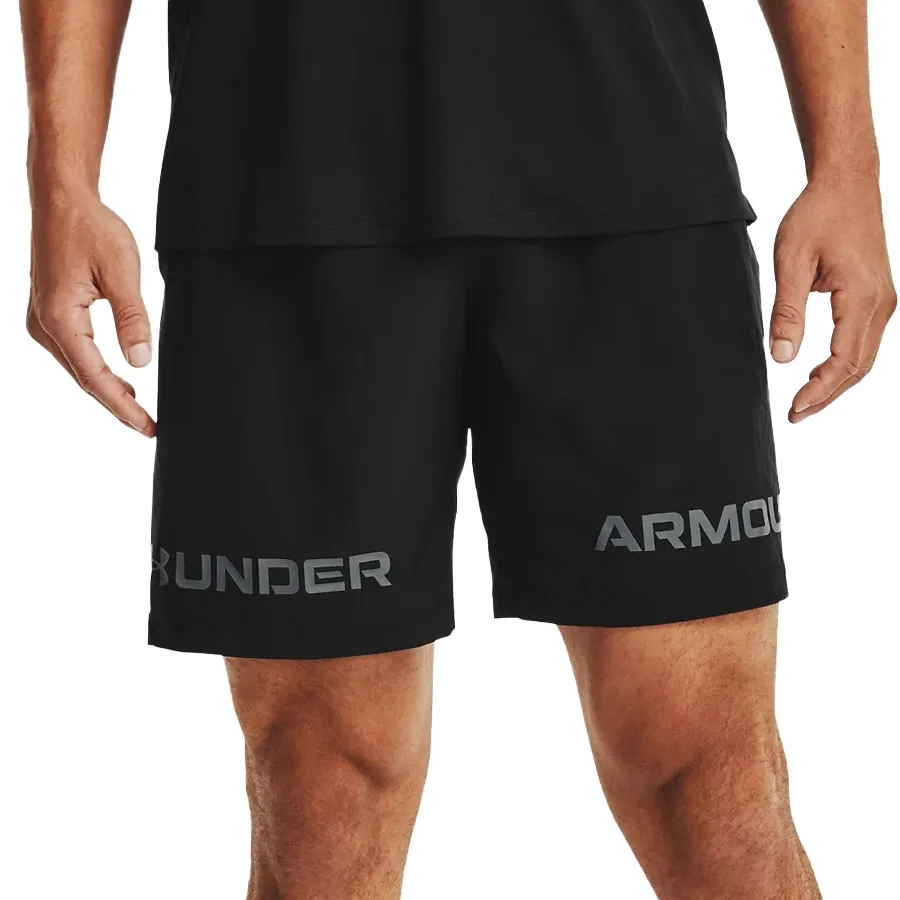 Imagen 1 de 4 de Shorts Under Armour Woven Graphic Wordmark-NEGRO