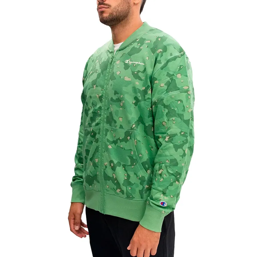 Imagen 1 de 4 de Campera Champion Camuflado-VERDE