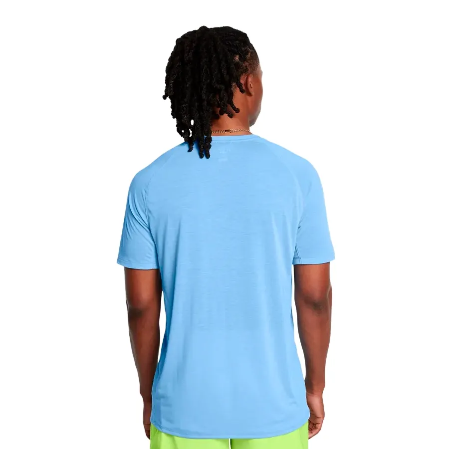 Imagen 1 de 4 de Remera Under Armour Trail Run Short Sleeve-CELESTE