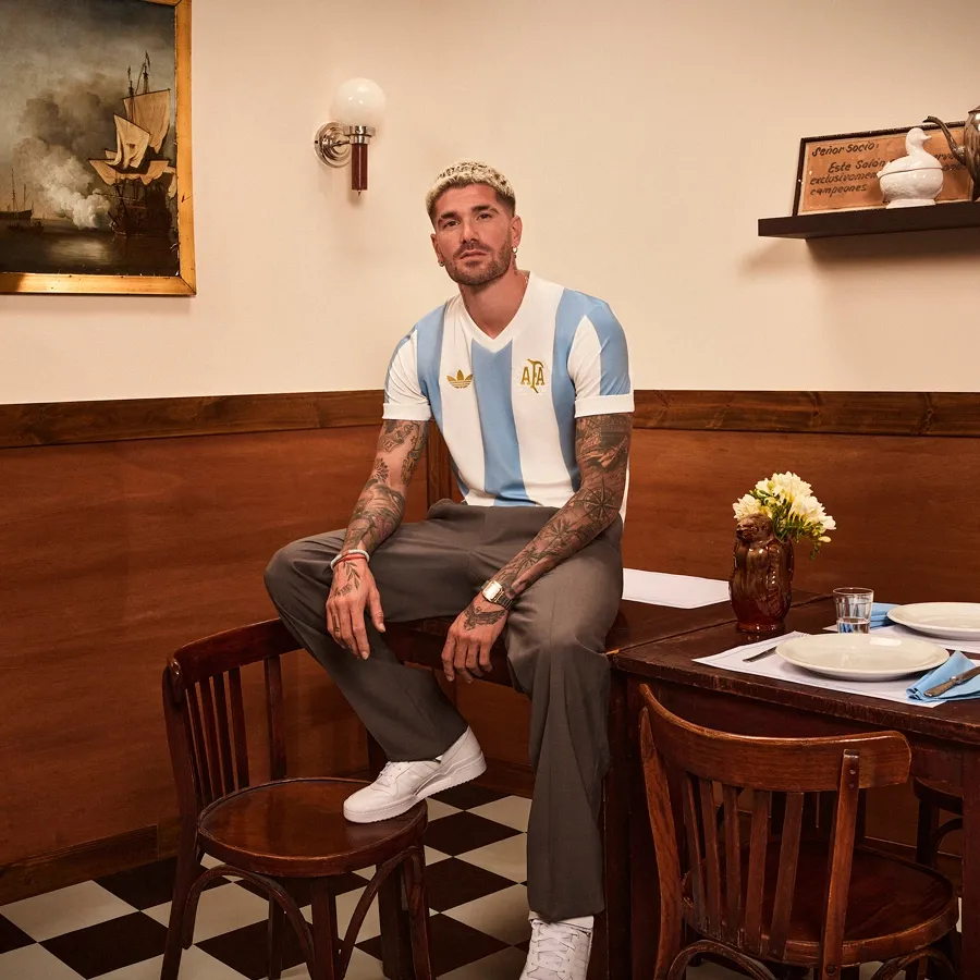 Imagen 2 de 6 de Camiseta adidas originals Aniversario Argentina 50 Años Afa-BLANCO/CELESTE