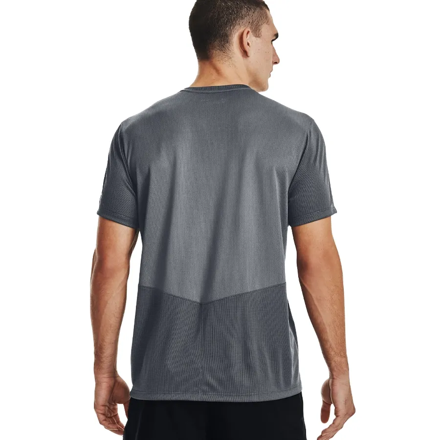 Imagen 4 de 5 de Remera Under Armour Speed Stride 2.0-GRIS