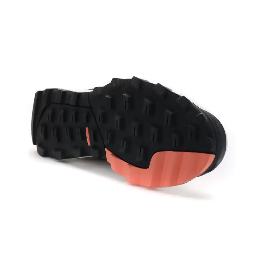 Imagen 3 de 5 de Zapatillas adidas Kanadia 8 Tr W-BEIGE/BLANCO/GRAFITO