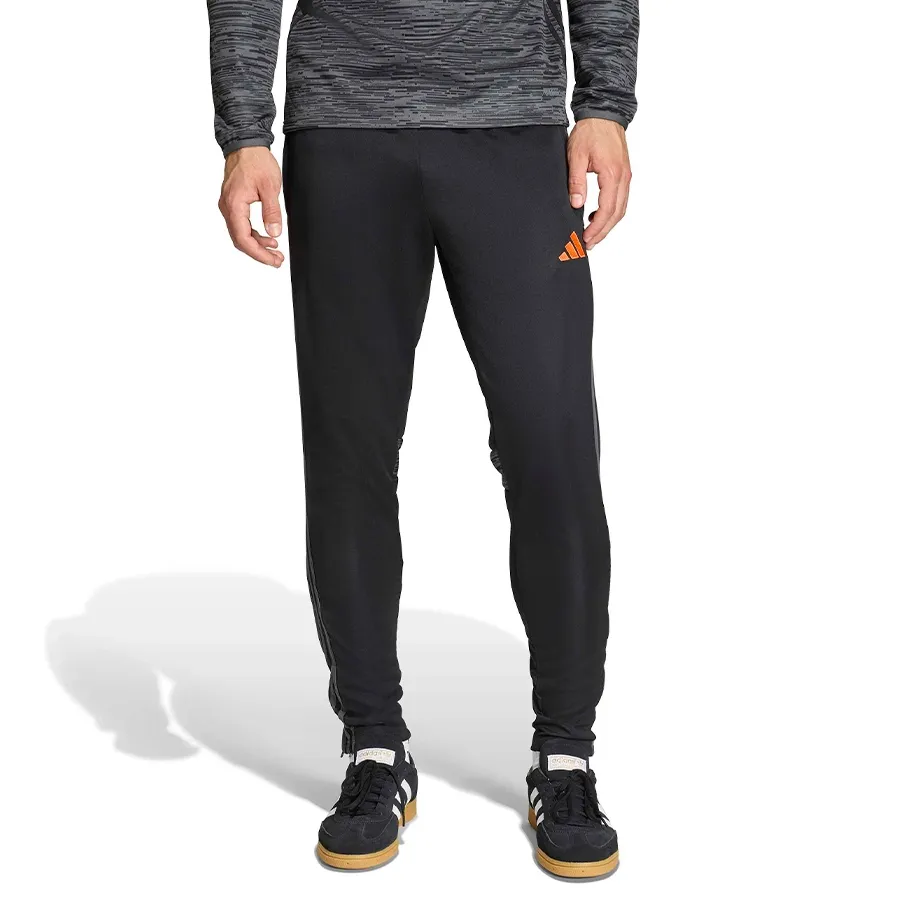 Imagen 0 de 5 de Pantalón adidas Tiro25 Essentials-NEGRO/GRIS