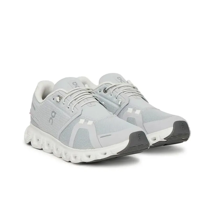Imagen 1 de 5 de Zapatillas On Cloud 6-GRIS