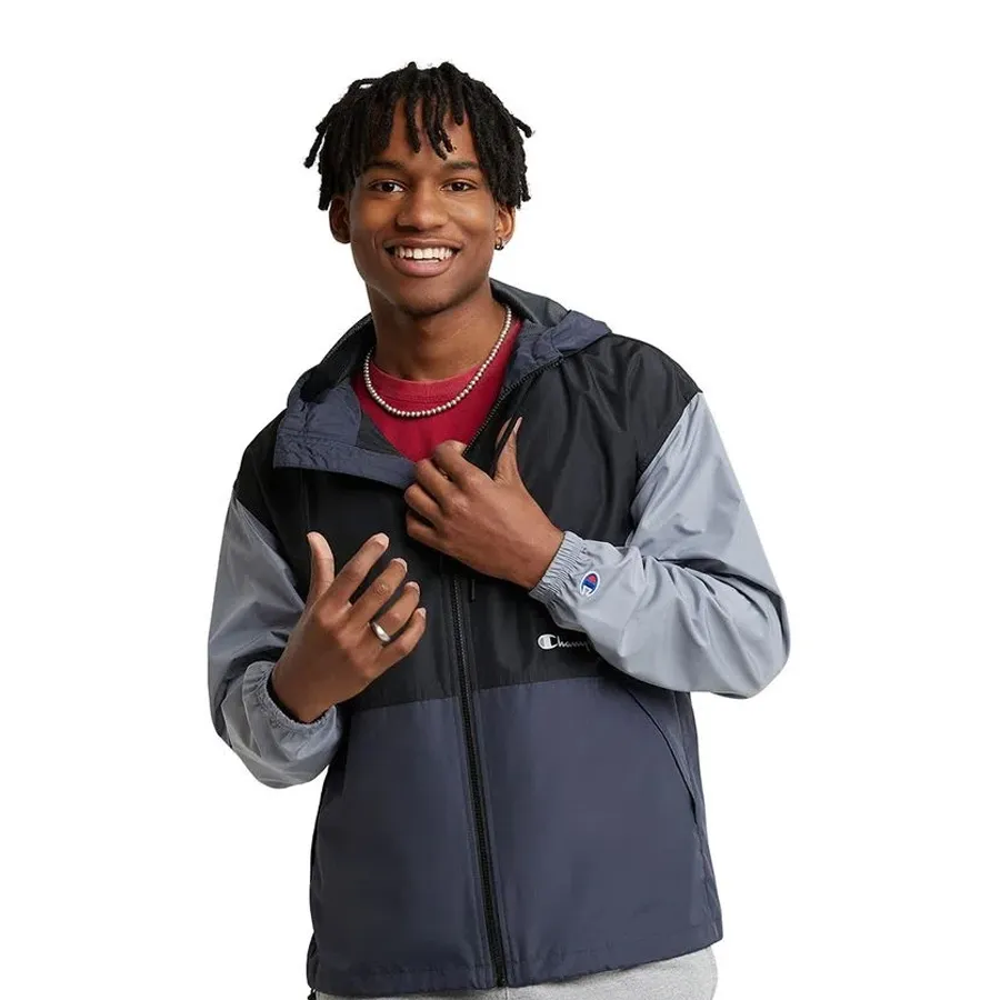 Imagen 2 de 4 de Campera Champion Rompeviento-NEGRO