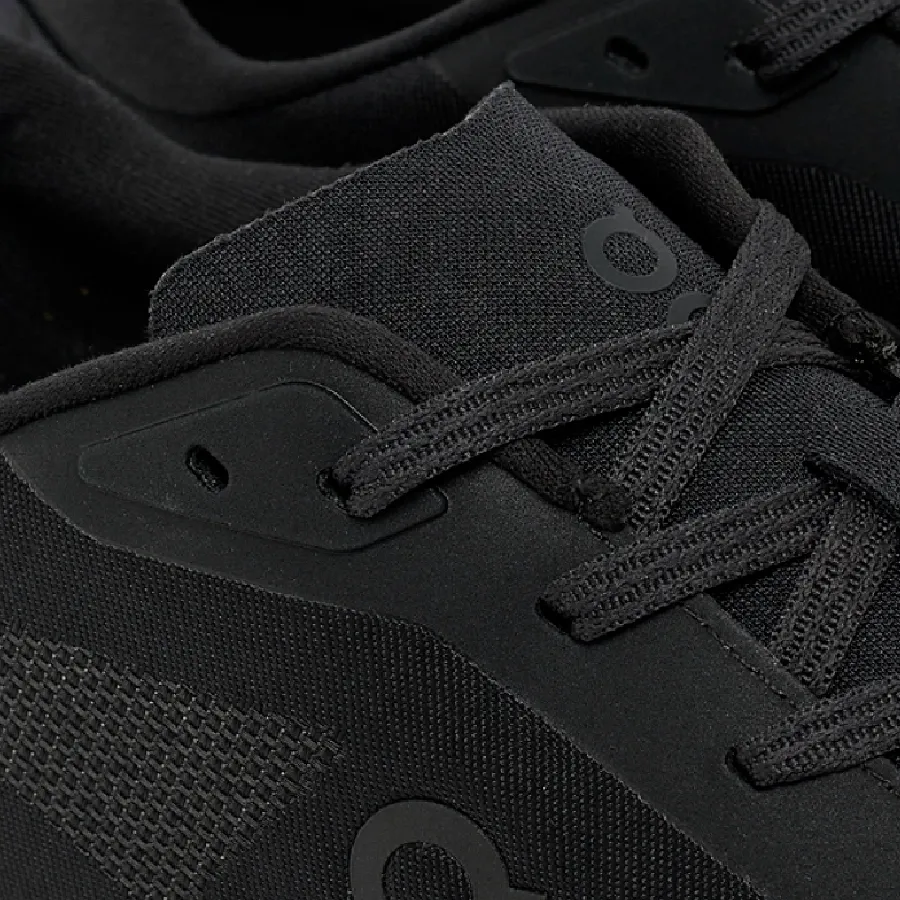 Imagen 4 de 5 de Zapatillas On Cloudzone-NEGRO