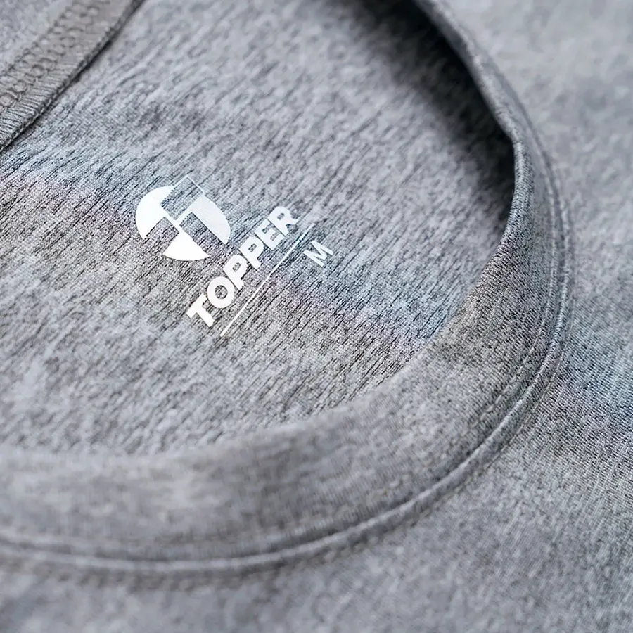 Imagen 3 de 4 de Remera Térmica Topper-GRIS