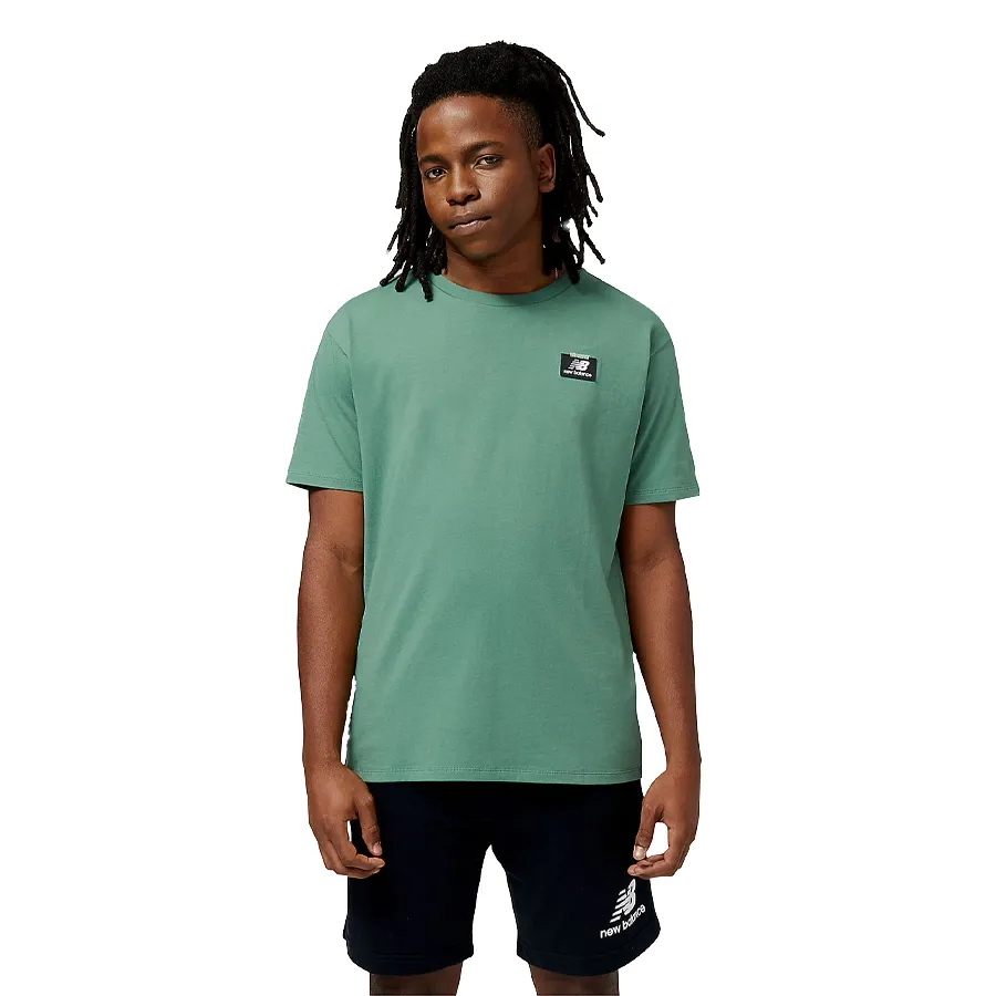 Imagen 0 de 5 de Remera New Balance All Terrain Graphic-VERDE MILITAR